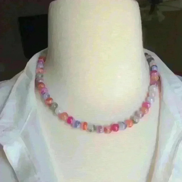16” Multi color Necklace - Picture 2 of 4